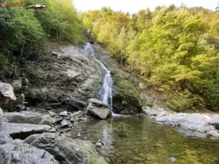 De waterval Lotrișor in Vâlcea