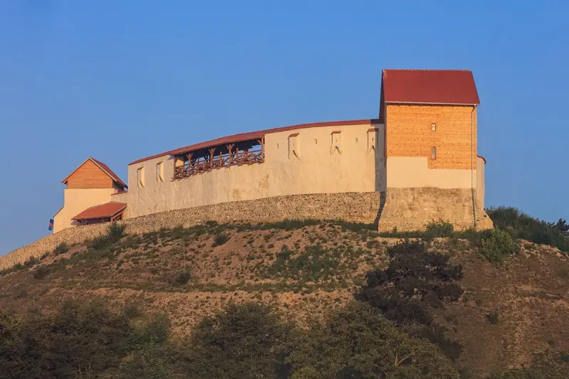 Het verhaal van Fort Feldioara in het district Brașov