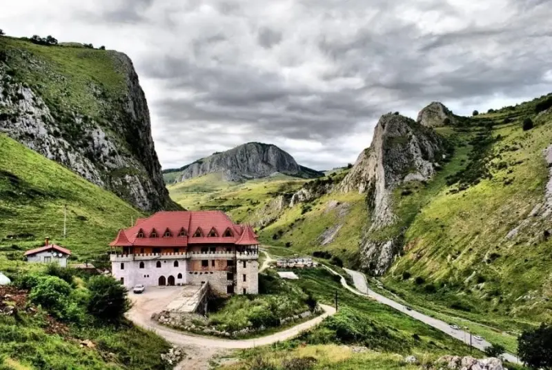 Das Schloss Templul Cavalerilor (Tempelritterschloss), eine wahre Freude für Touristen