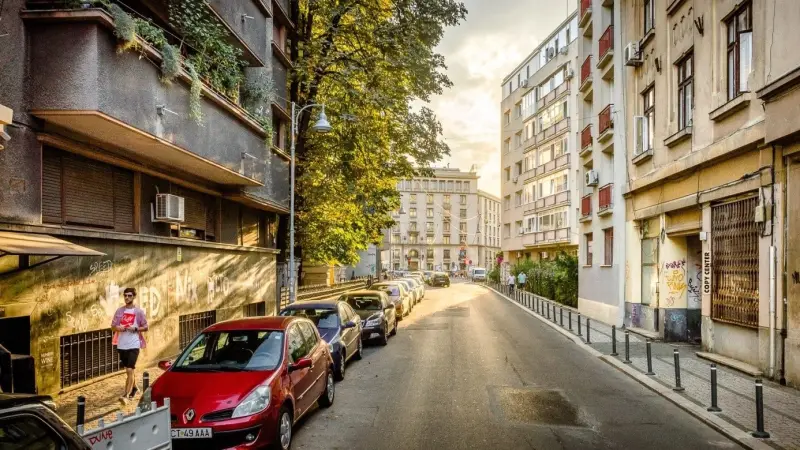 2. Die Straße Biserica Amzei 