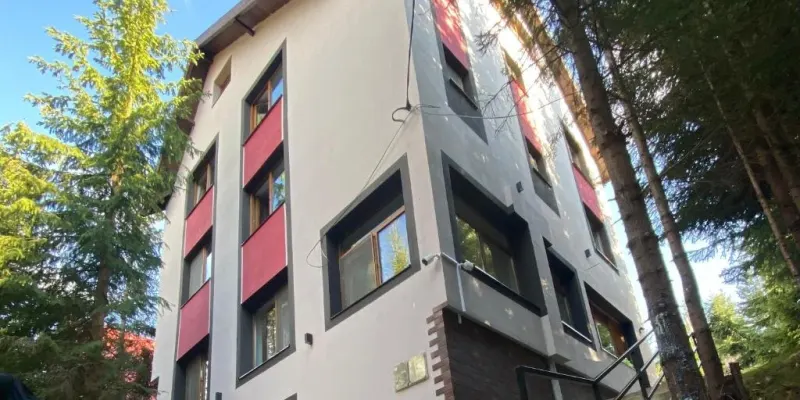 Altitude Guest House Ranca, foto 1 van 81
