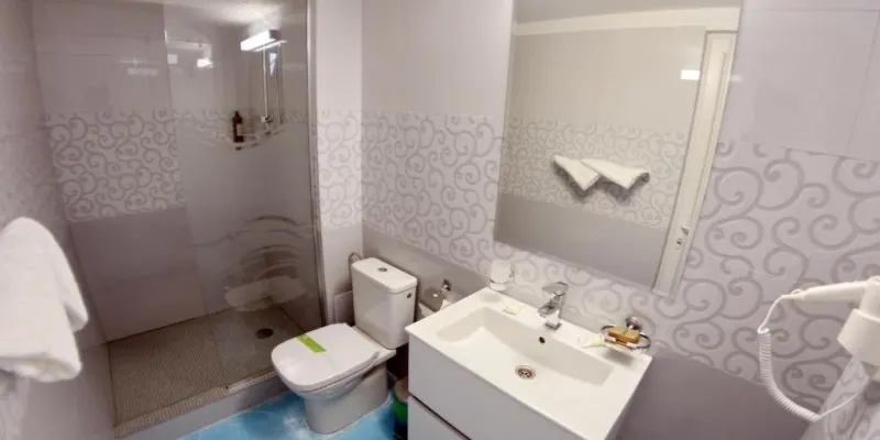 Apartamente Liliacul, foto 5 van 19