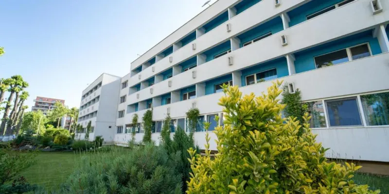 Apollo, foto 2 van 61
