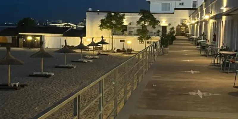 Cazino Nord Rooms, foto 3 van 77