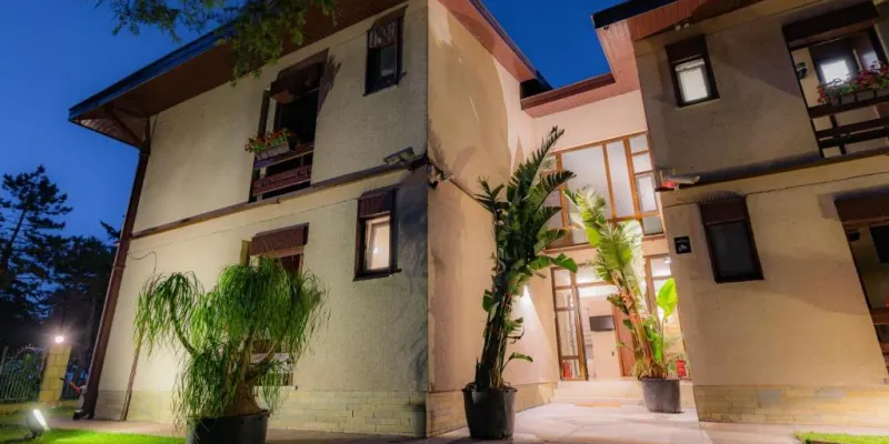 Epico Seafront & Garden Apartments, foto 2 van 44