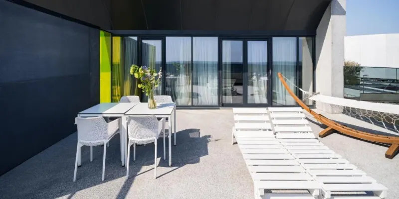 Riva Mamaia Beach ApartHotel, foto 2 van 101