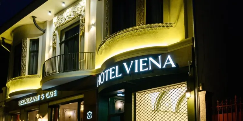 VIENA, foto 2 van 73